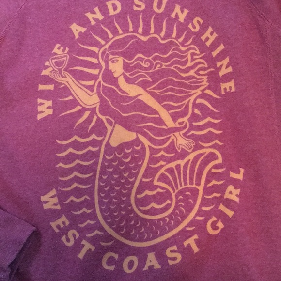 Cozy crew neck pullover  ❤️ - Picture 2 of 2